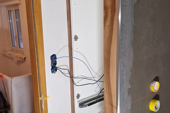 Einziehen der Elektroleitungen